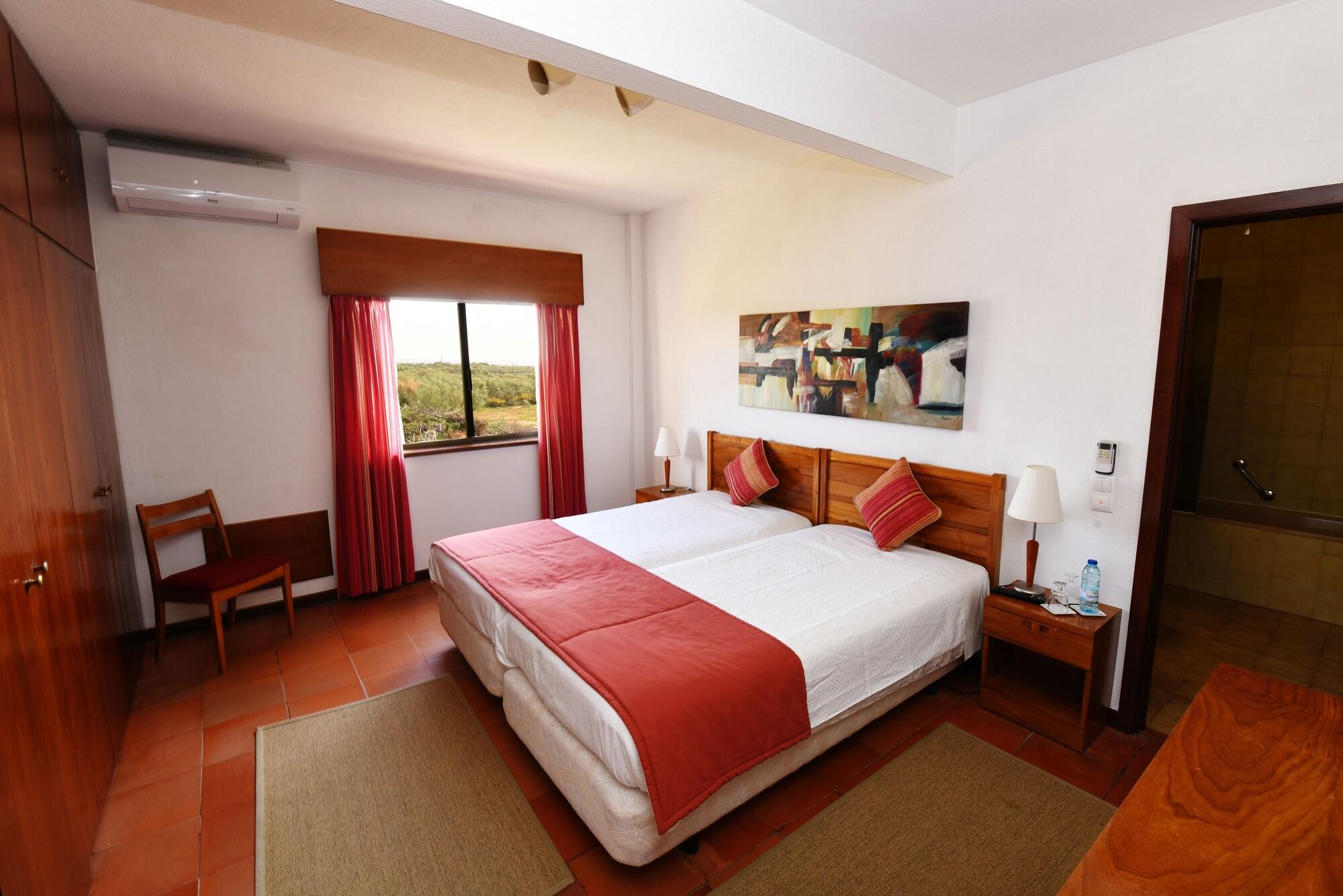 Praia Da Lota Resort - Beachfront Hotel Manta Rota Εξωτερικό φωτογραφία