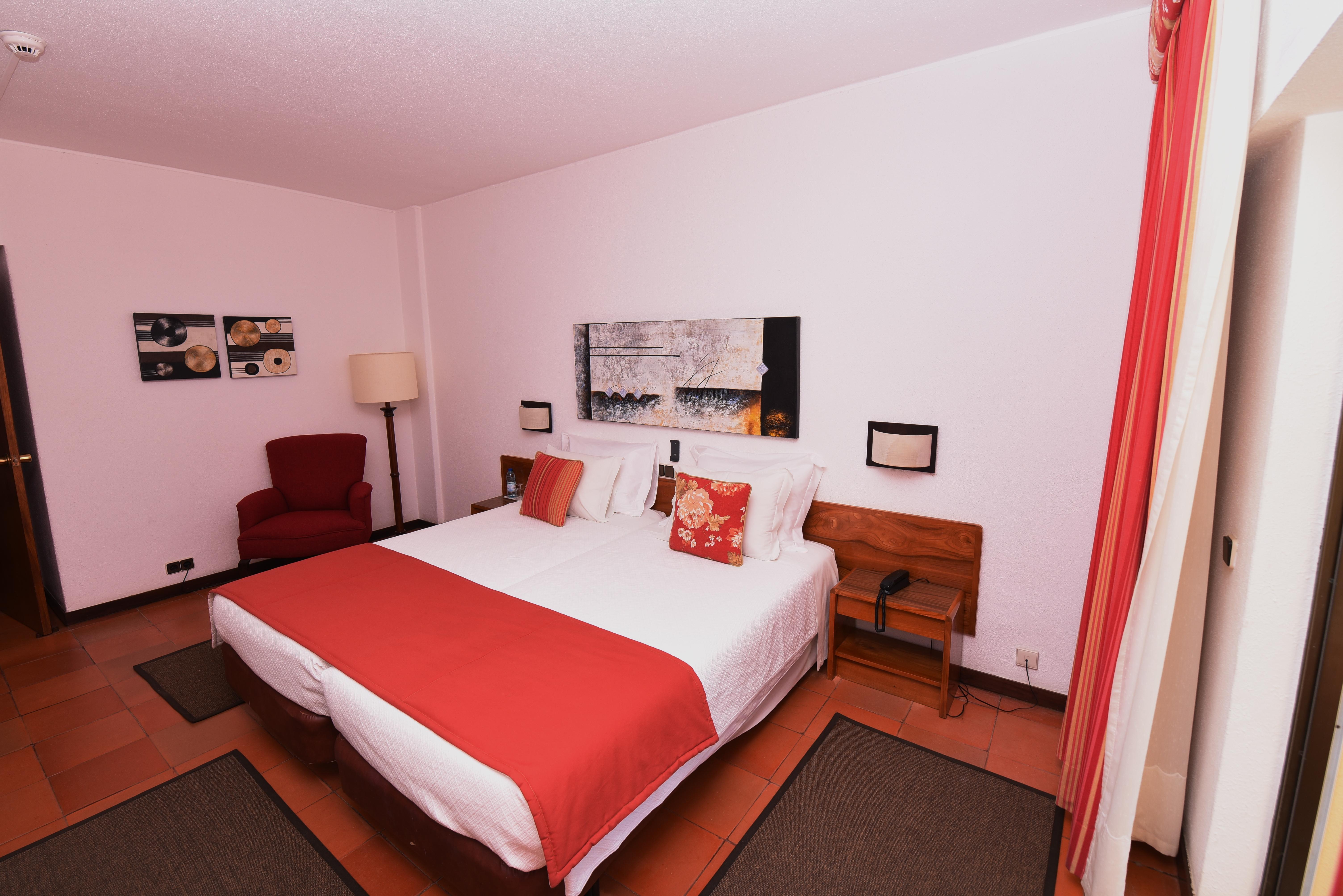 Praia Da Lota Resort - Beachfront Hotel Manta Rota Εξωτερικό φωτογραφία