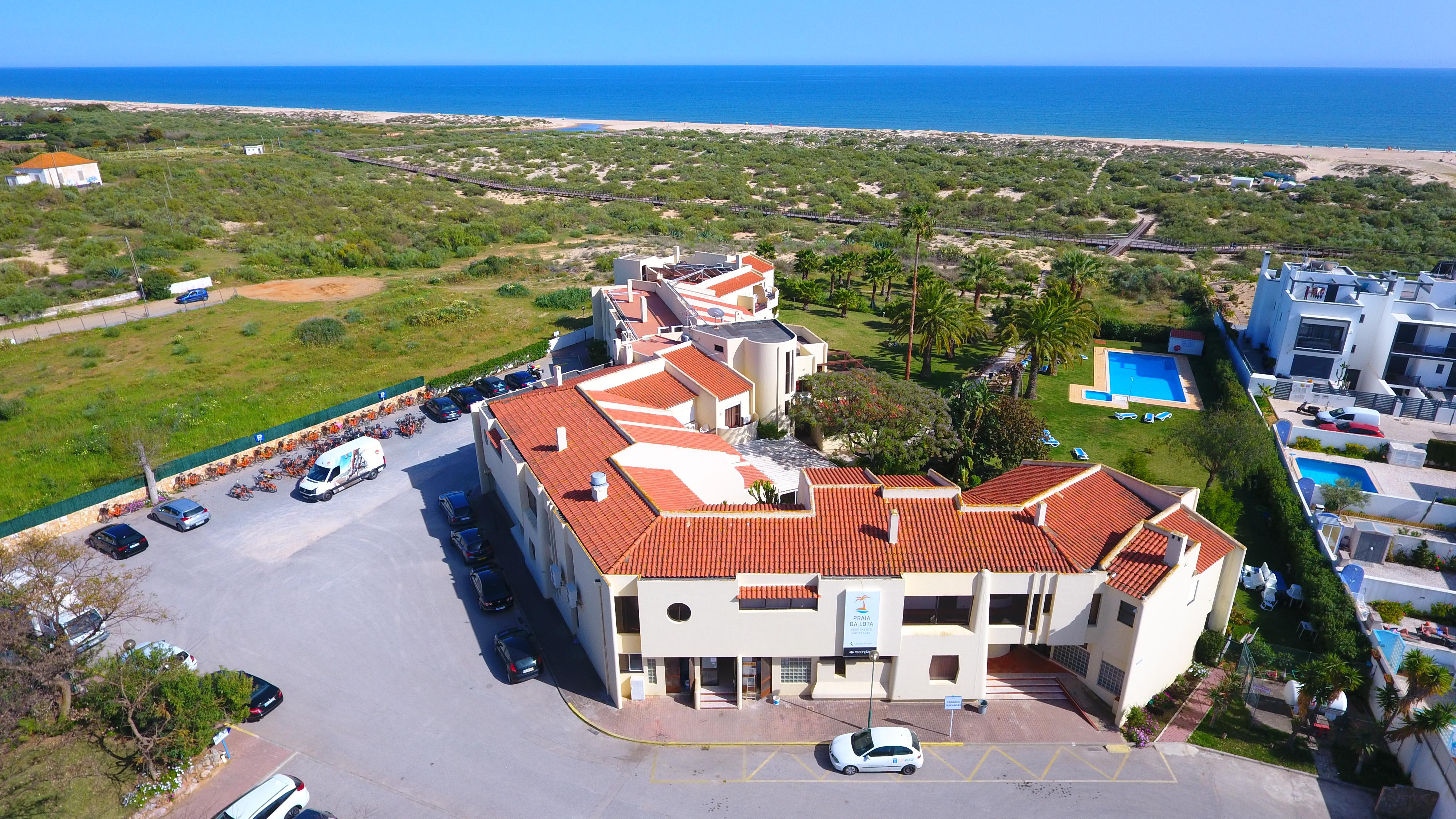 Praia Da Lota Resort - Beachfront Hotel Manta Rota Εξωτερικό φωτογραφία