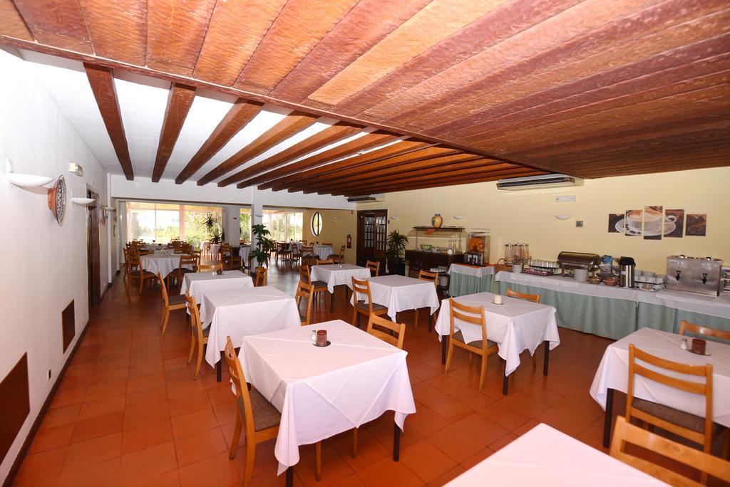 Praia Da Lota Resort - Beachfront Hotel Manta Rota Εξωτερικό φωτογραφία