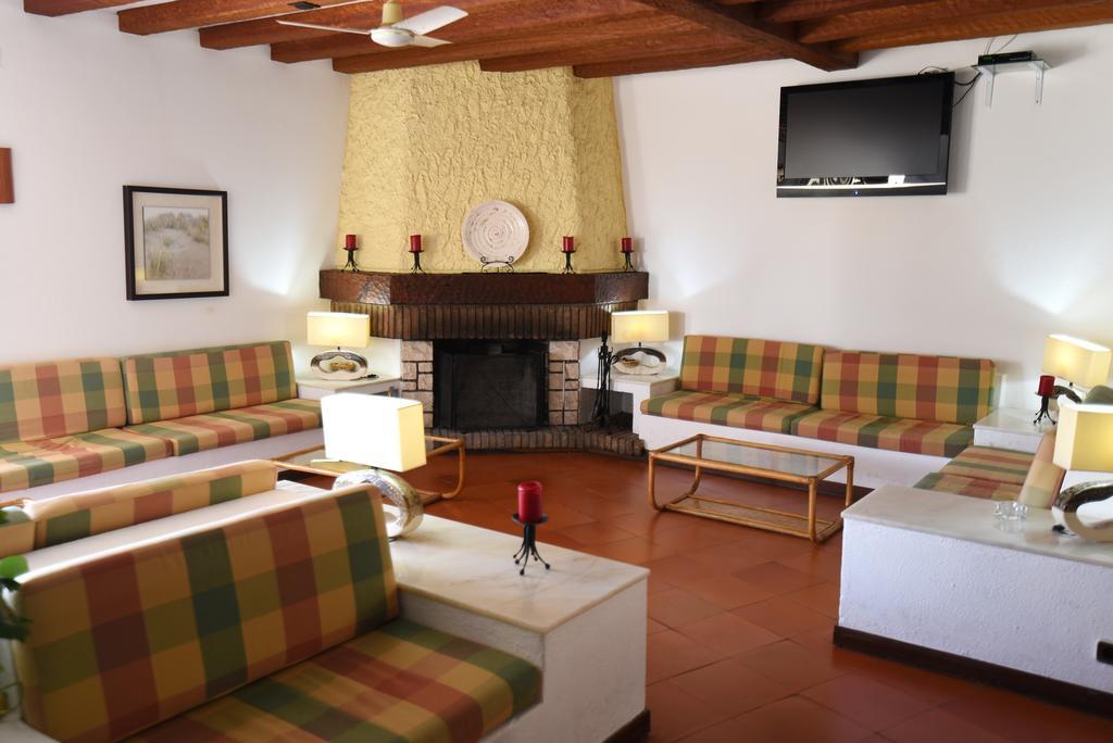 Praia Da Lota Resort - Beachfront Hotel Manta Rota Εξωτερικό φωτογραφία
